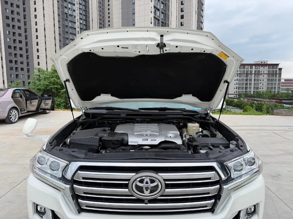 2019 Chevrolet Trax 1.0T 125HP L3 6AT,autocango,china used car exporter,china ev exporter,chinese used car exporter,chinese used ev exporter