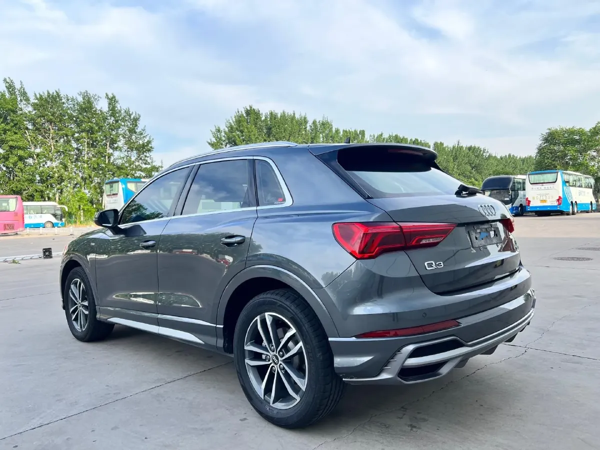 2022 Audi Q3 1.4T 150HP L4 7DCT,autocango,china used car exporter,china ev exporter,chinese used car exporter,chinese used ev exporter