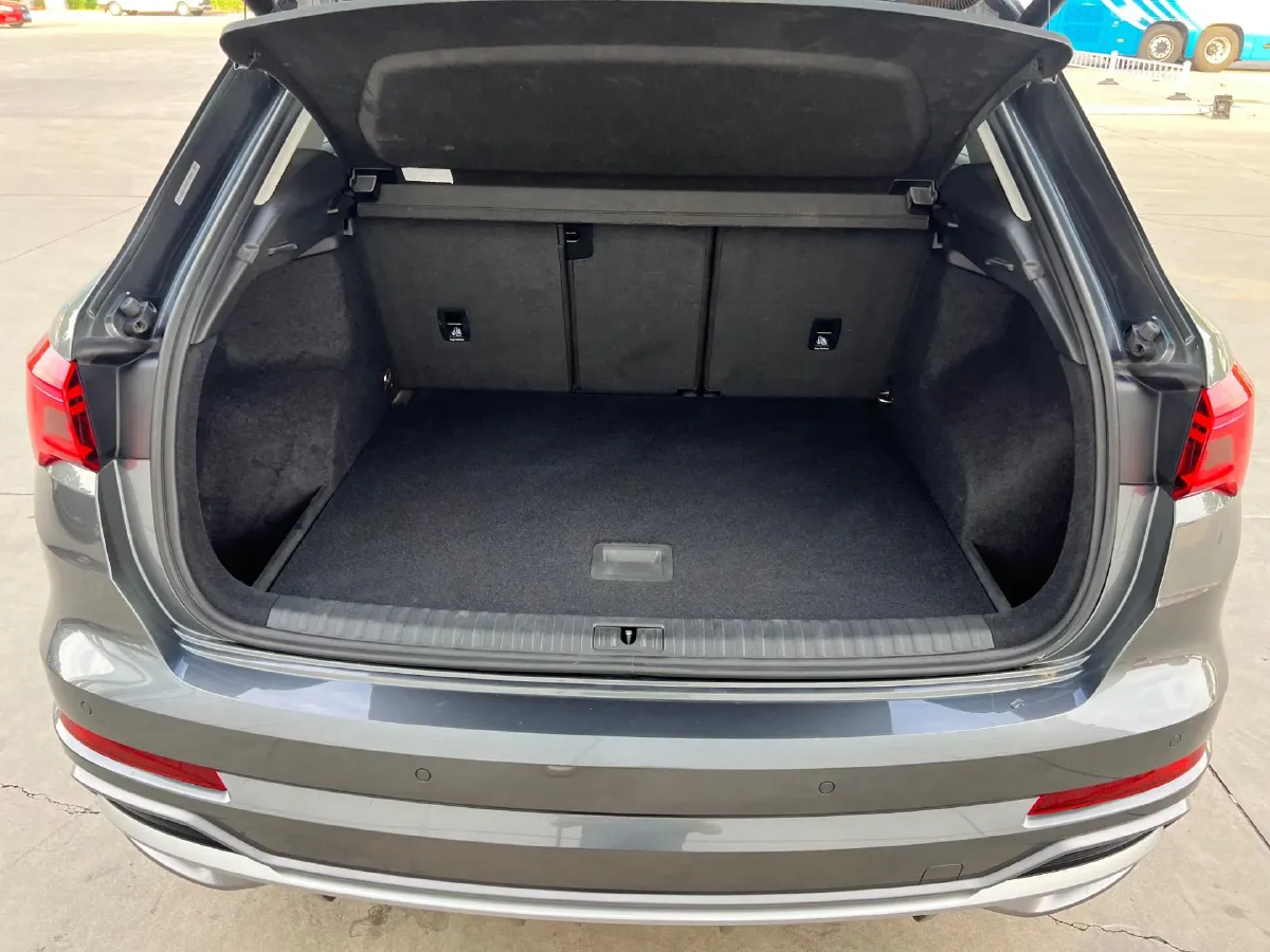 2022 Audi Q3 1.4T 150HP L4 7DCT,autocango,china used car exporter,china ev exporter,chinese used car exporter,chinese used ev exporter