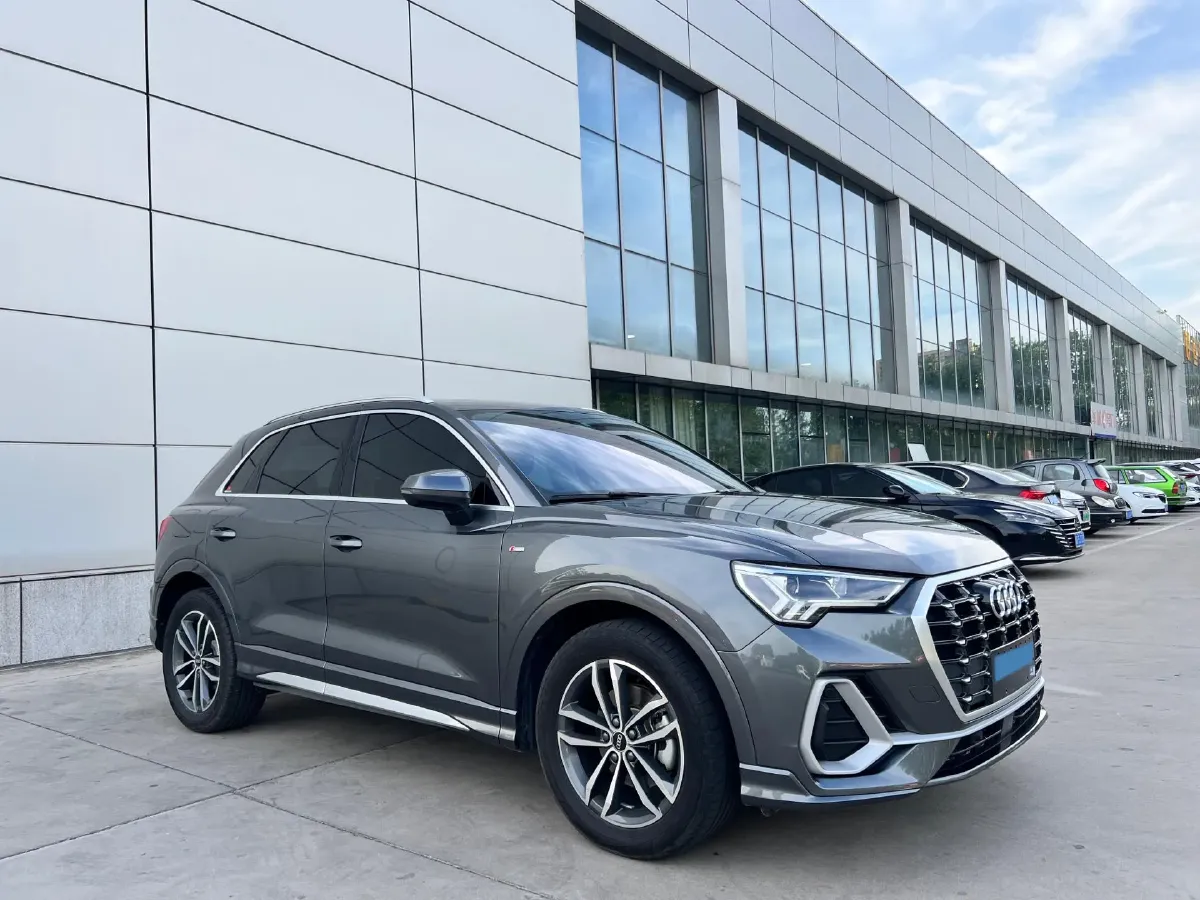 2022 Audi Q3 1.4T 150HP L4 7DCT,autocango,china used car exporter,china ev exporter,chinese used car exporter,chinese used ev exporter