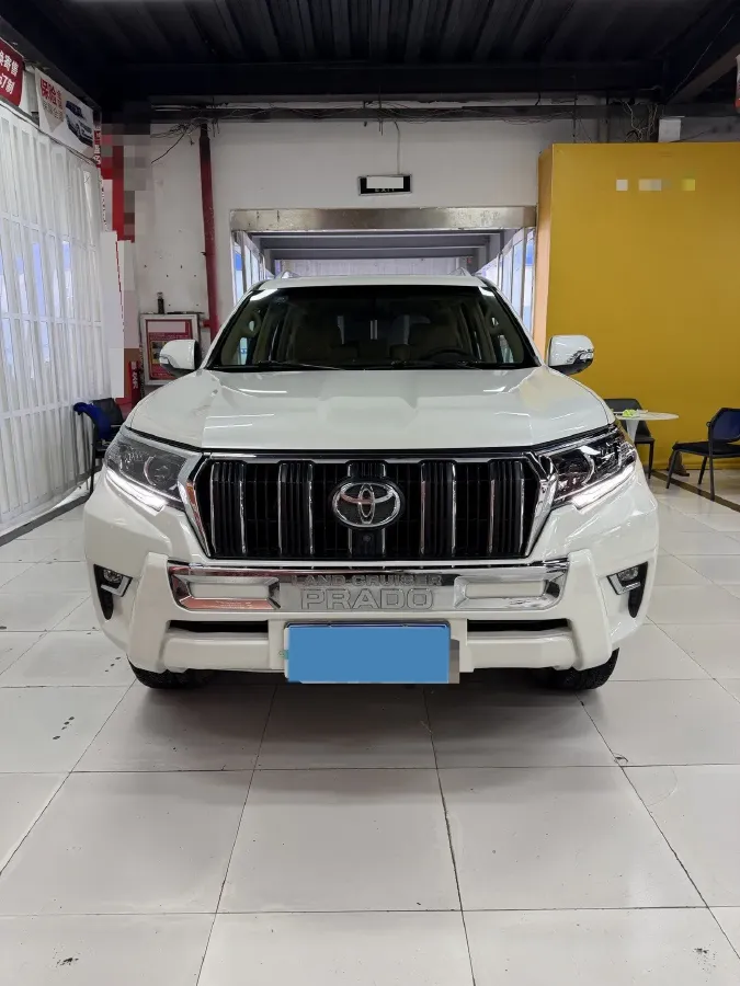 2019 Land Rover Range Rover Velar 2.0T 300HP L4 8AT,autocango,china used car exporter,china ev exporter,chinese used car exporter,chinese used ev exporter