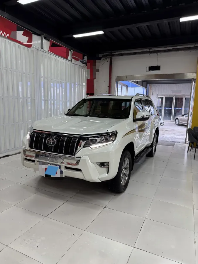 2019 Land Rover Range Rover Velar 2.0T 300HP L4 8AT,autocango,china used car exporter,china ev exporter,chinese used car exporter,chinese used ev exporter