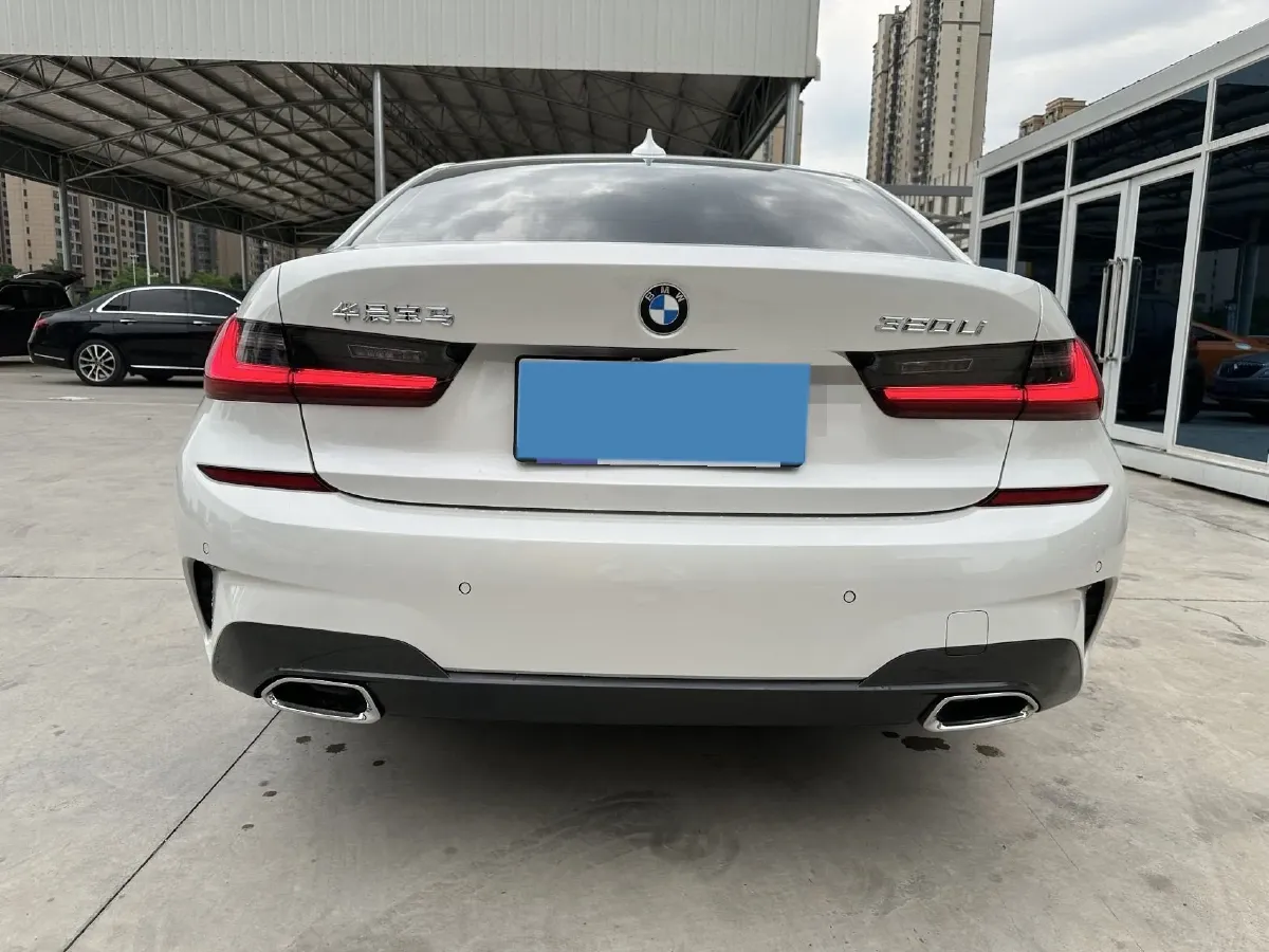 2022 BMW 3 Series 2.0T 156HP L4 8AT,autocango,china used car exporter,china ev exporter,chinese used car exporter,chinese used ev exporter