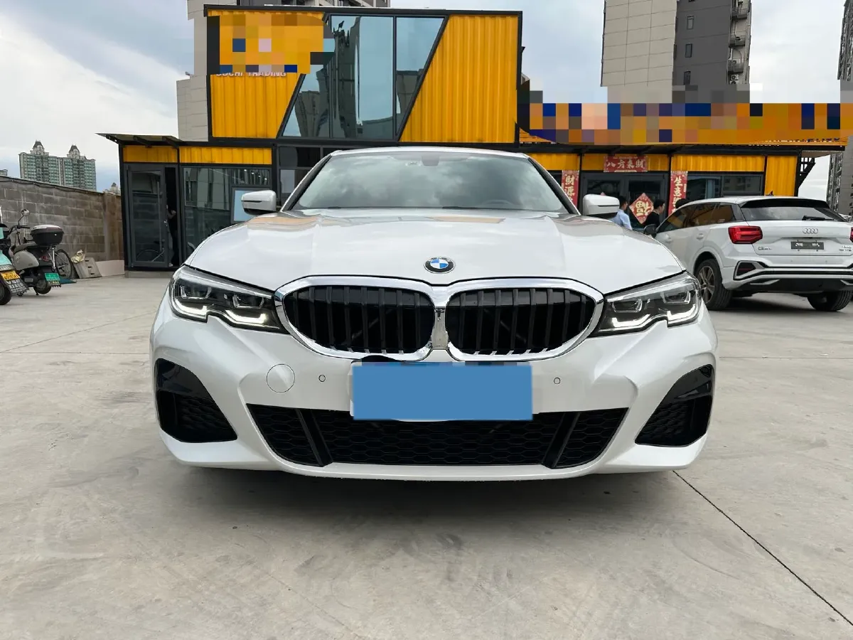 2022 BMW 3 Series 2.0T 156HP L4 8AT,autocango,china used car exporter,china ev exporter,chinese used car exporter,chinese used ev exporter
