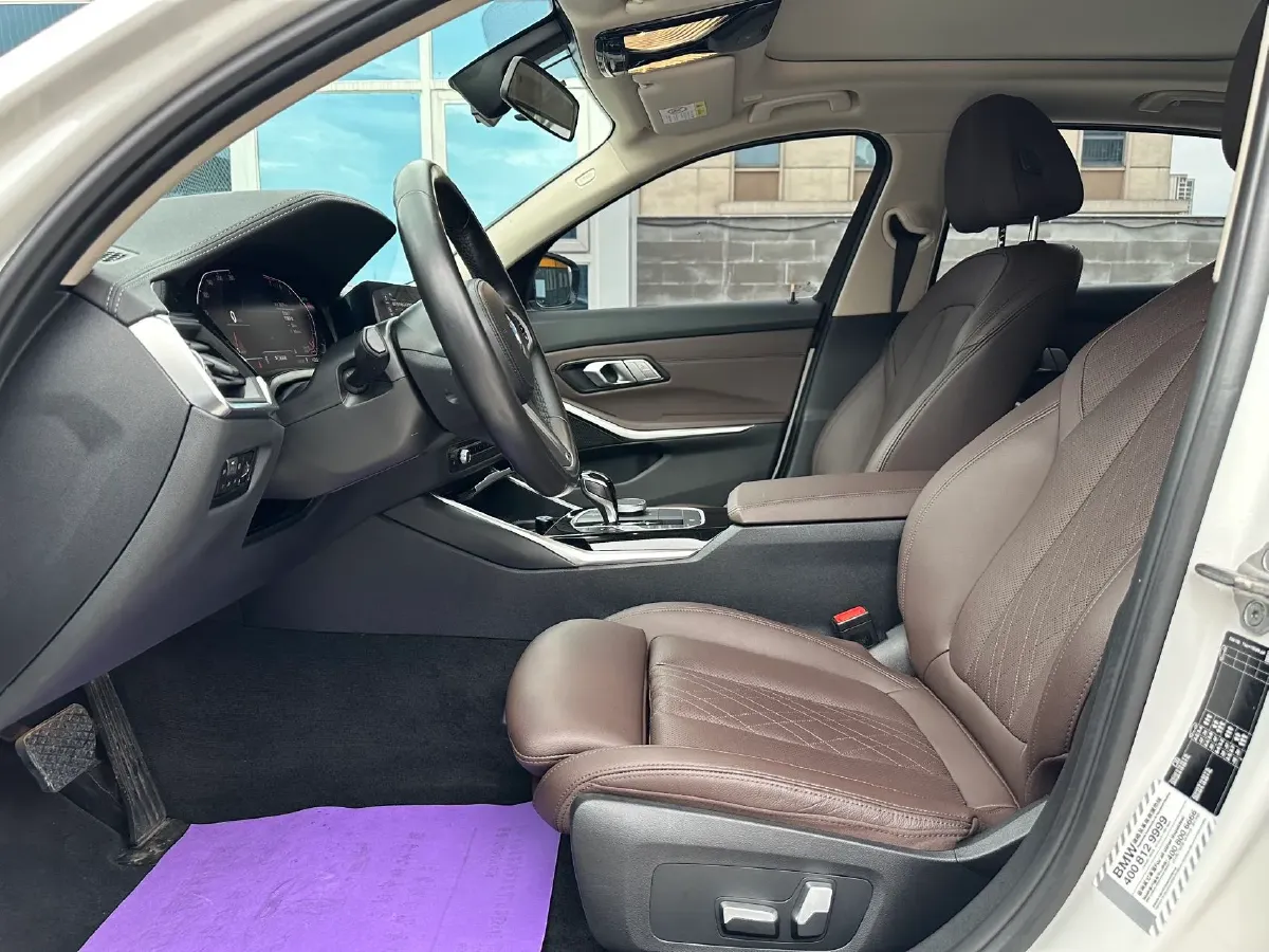 2022 BMW 3 Series 2.0T 156HP L4 8AT,autocango,china used car exporter,china ev exporter,chinese used car exporter,chinese used ev exporter