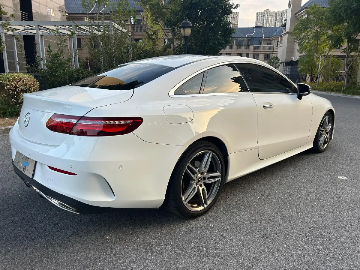 2020 Mercedes-Benz E Class 1.5T 184HP L4 9AT,autocango,china used car exporter,china ev exporter,chinese used car exporter,chinese used ev exporter