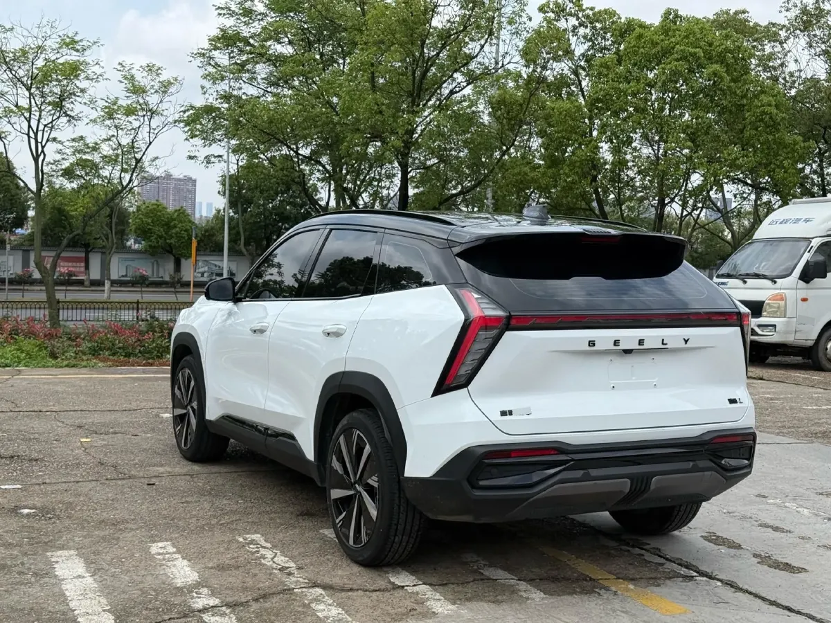 2023 Geely StarRay 1.5T 181HP L4 7DCT,autocango,china used car exporter,china ev exporter,chinese used car exporter,chinese used ev exporter
