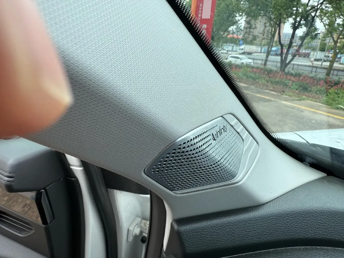 2023 Geely StarRay 1.5T 181HP L4 7DCT,autocango,china used car exporter,china ev exporter,chinese used car exporter,chinese used ev exporter