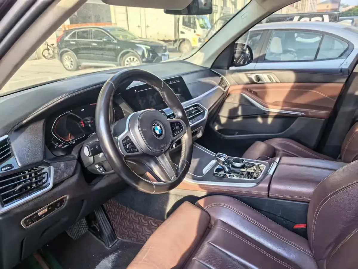 2021 BMW X5 2.0T 265HP L4 8AT,autocango,china used car exporter,china ev exporter,chinese used car exporter,chinese used ev exporter