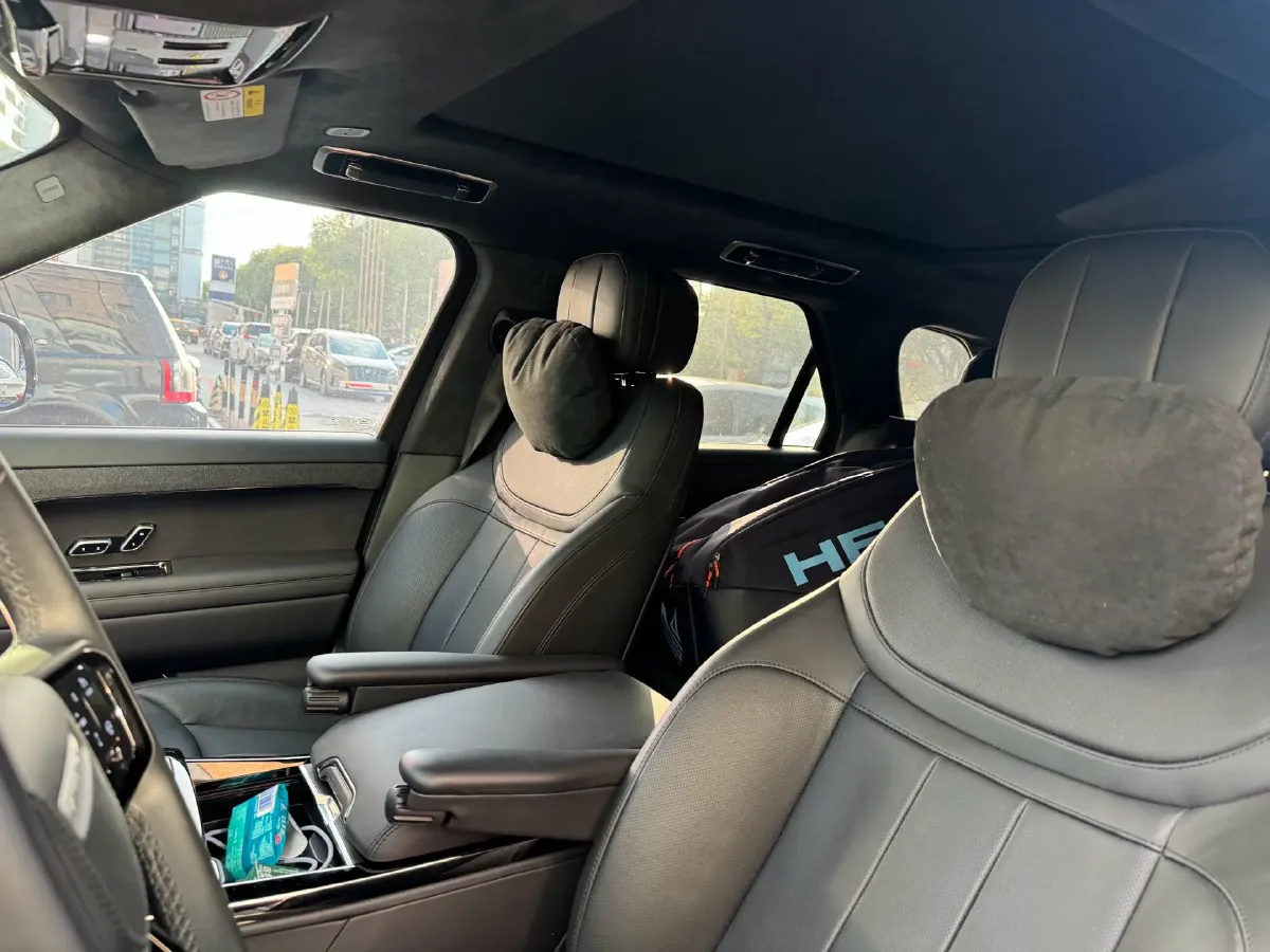 2023 Land Rover Range Rover Sport 3.0T 400HP L6 8AT,autocango,china used car exporter,china ev exporter,chinese used car exporter,chinese used ev exporter