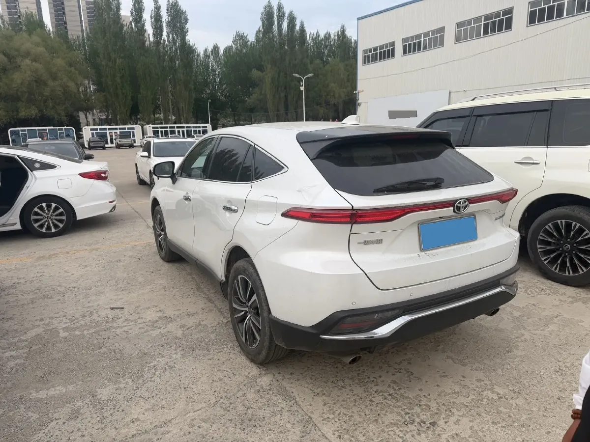2022 Toyota Harrier 2.0L 171HP L4 CVT,autocango,china used car exporter,china ev exporter,chinese used car exporter,chinese used ev exporter
