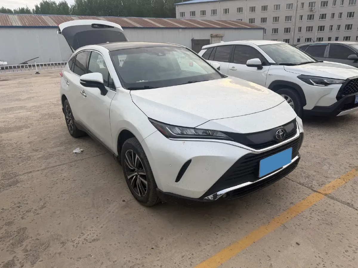 2022 Toyota Harrier 2.0L 171HP L4 CVT,autocango,china used car exporter,china ev exporter,chinese used car exporter,chinese used ev exporter