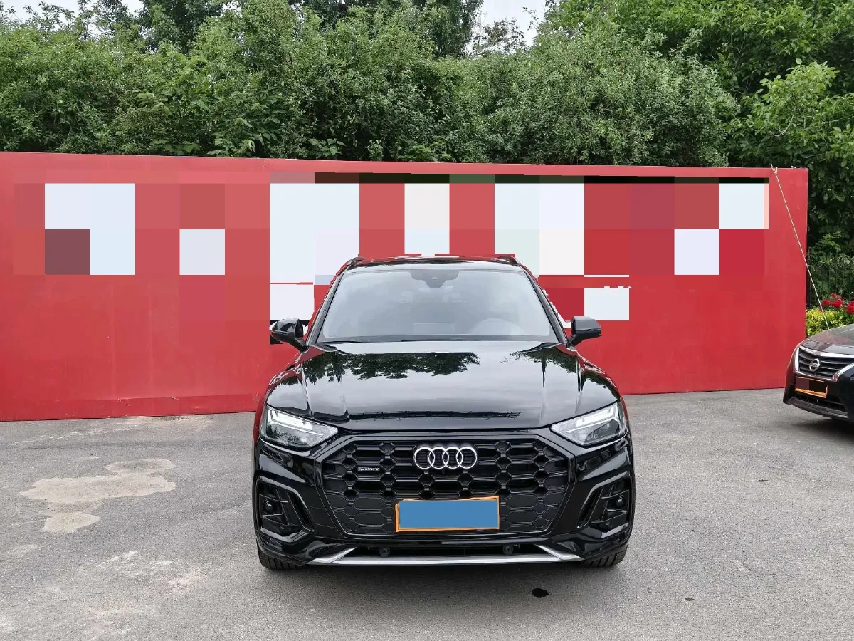 2024 Audi Q5L 2.0T 245HP L4 7DCT,autocango,china used car exporter,china ev exporter,chinese used car exporter,chinese used ev exporter