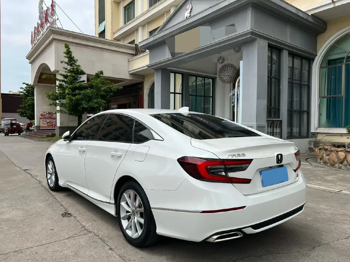 2022 Honda Accord 1.5T 194HP L4 CVT,autocango,china used car exporter,china ev exporter,chinese used car exporter,chinese used ev exporter