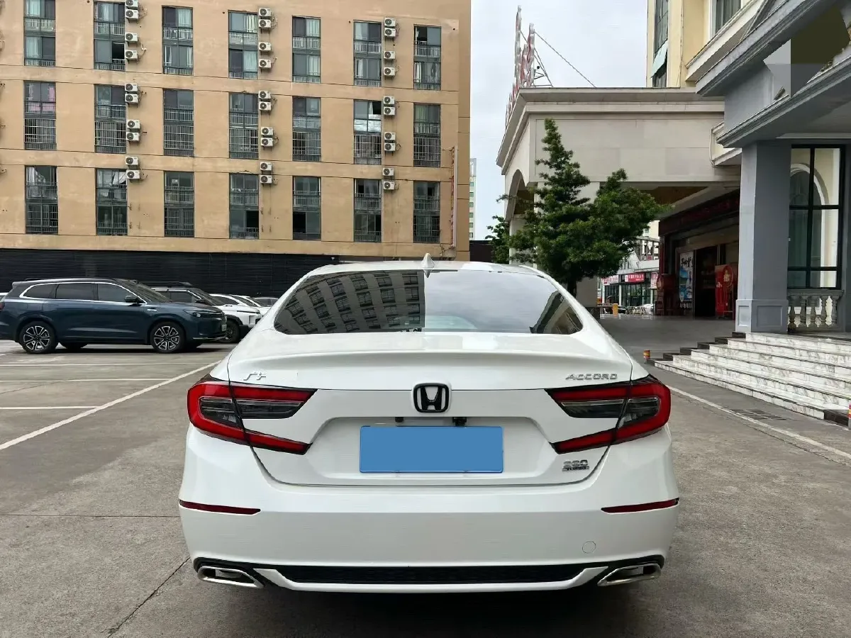 2022 Honda Accord 1.5T 194HP L4 CVT,autocango,china used car exporter,china ev exporter,chinese used car exporter,chinese used ev exporter