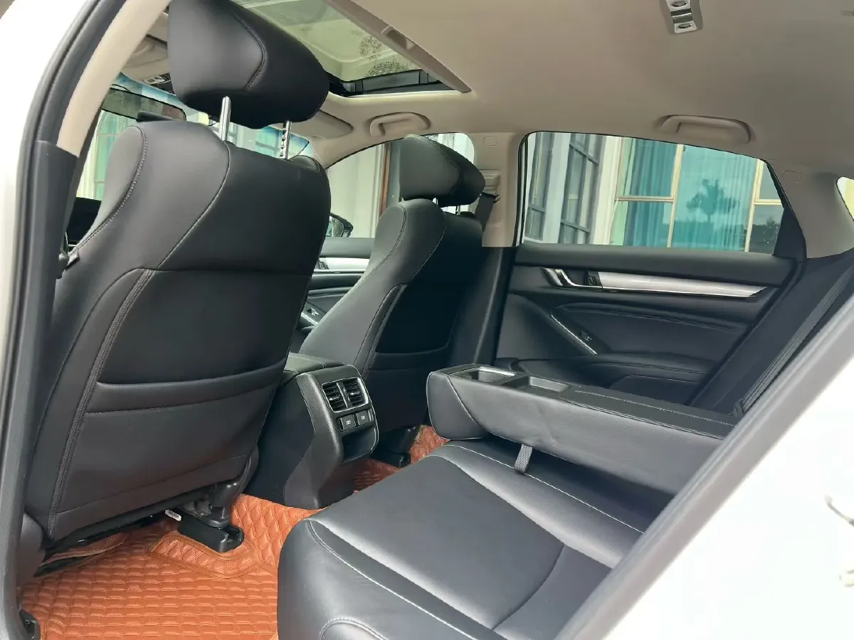 2022 Honda Accord 1.5T 194HP L4 CVT,autocango,china used car exporter,china ev exporter,chinese used car exporter,chinese used ev exporter