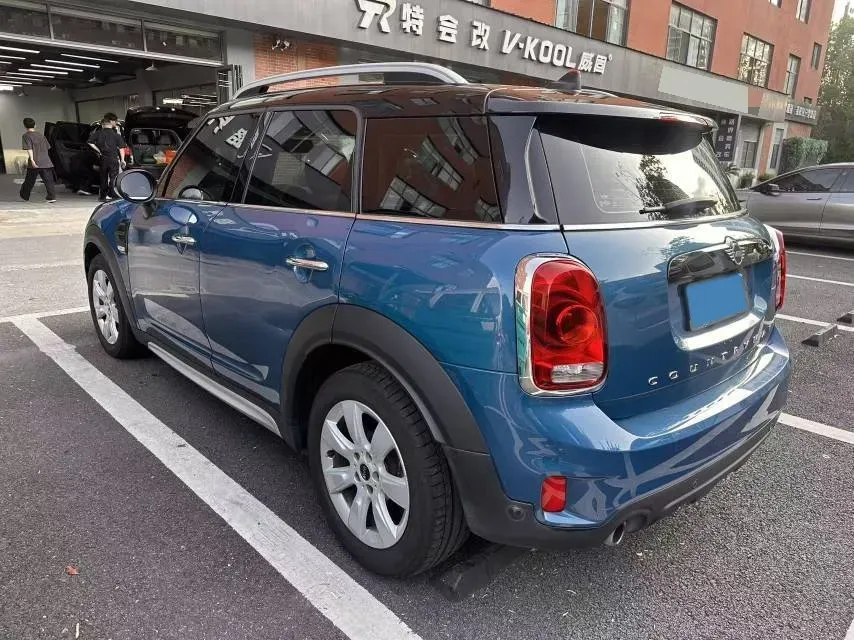 2017 MINI COUNTRYMAN 1.5T 136HP L3 6AT,autocango,china used car exporter,china ev exporter,chinese used car exporter,chinese used ev exporter