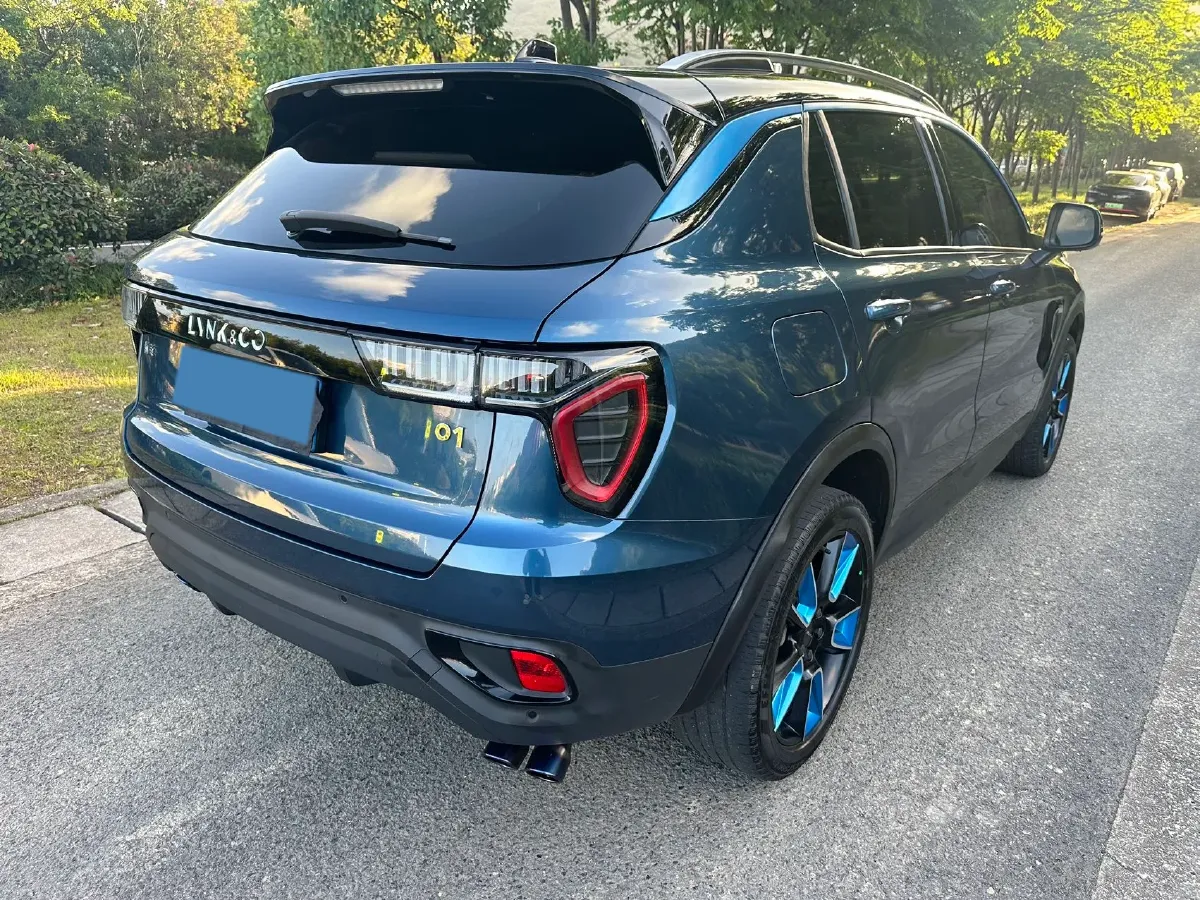2019 Beijing BJ40 2.0T 218HP L4 6AT,autocango,china used car exporter,china ev exporter,chinese used car exporter,chinese used ev exporter