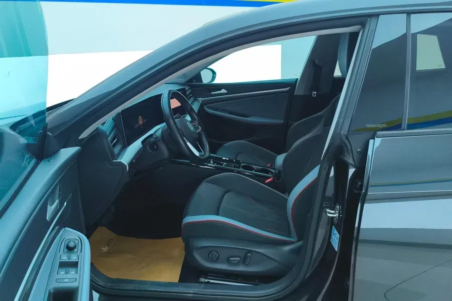 2022 Volkswagen Lavida 1.4T 150HP L4 7DCT,autocango,china used car exporter,china ev exporter,chinese used car exporter,chinese used ev exporter