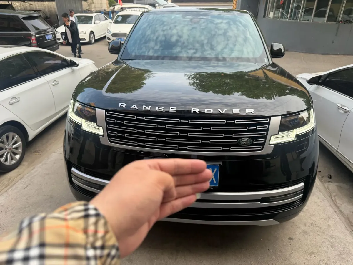 2024 Land Rover Range Rover 3.0T 400HP L6 8AT,autocango,china used car exporter,china ev exporter,chinese used car exporter,chinese used ev exporter