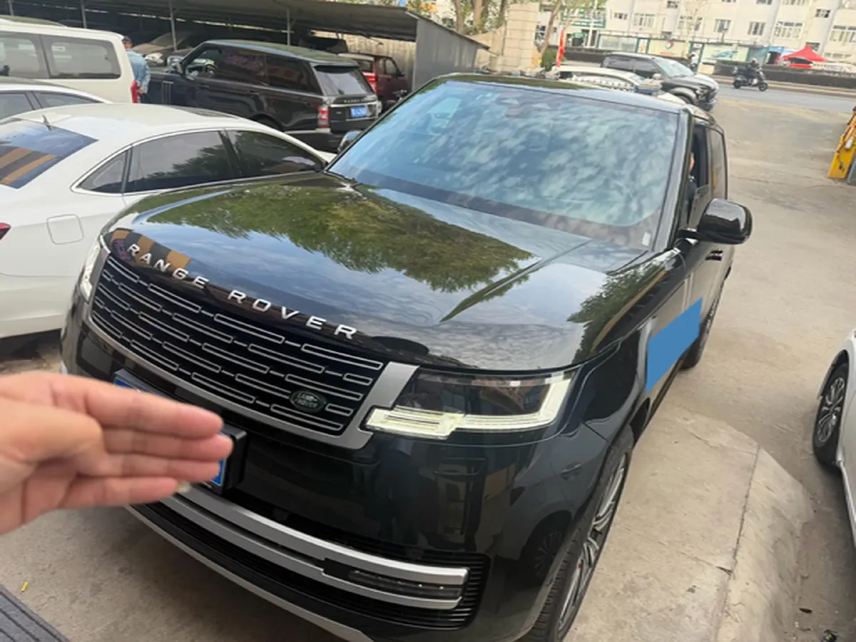 2024 Land Rover Range Rover 3.0T 400HP L6 8AT,autocango,china used car exporter,china ev exporter,chinese used car exporter,chinese used ev exporter