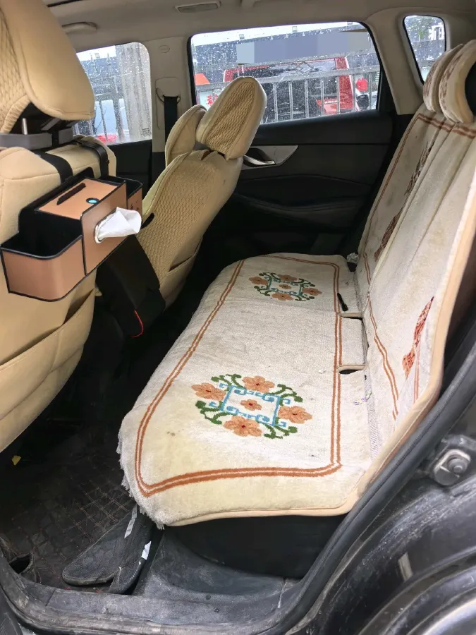 2021 ChangAn CS35 Plus 1.4T 160HP L4 7DCT,autocango,china used car exporter,china ev exporter,chinese used car exporter,chinese used ev exporter