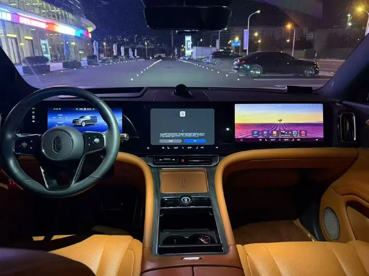 2024 AITO AITO M9 1.5T 152HP L4 REEV 42KWH,autocango,china used car exporter,china ev exporter,chinese used car exporter,chinese used ev exporter