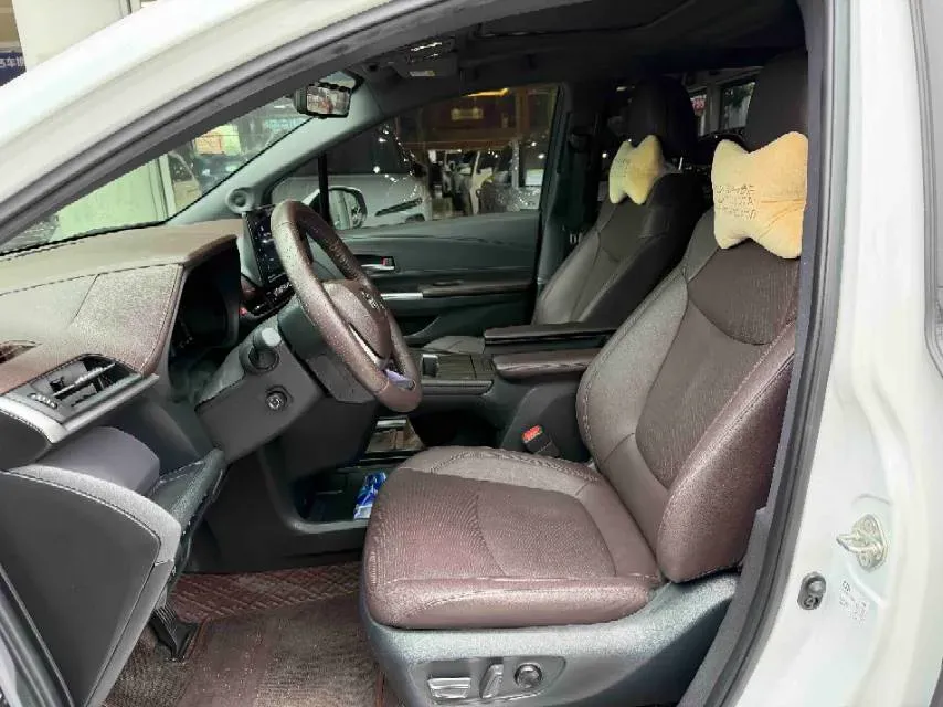 2021 Toyota Sienna 2.5L 192HP L4 E-CVT Hybrid,autocango,china used car exporter,china ev exporter,chinese used car exporter,chinese used ev exporter