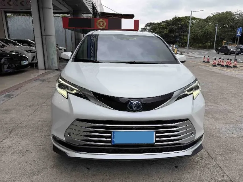 2021 Toyota Sienna 2.5L 192HP L4 E-CVT Hybrid,autocango,china used car exporter,china ev exporter,chinese used car exporter,chinese used ev exporter