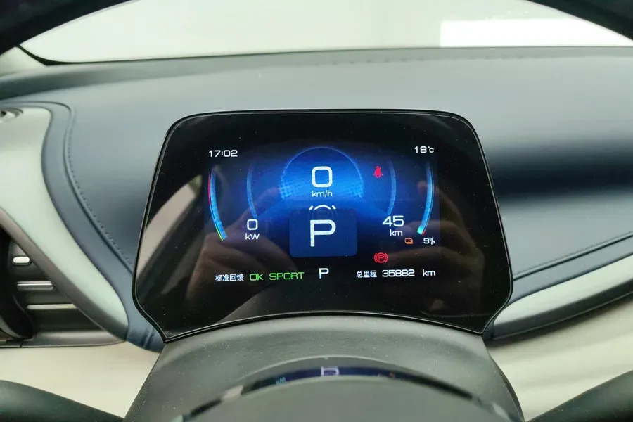 2022 Hycan Z03 BEV 64.23KWH,autocango,china used car exporter,china ev exporter,chinese used car exporter,chinese used ev exporter