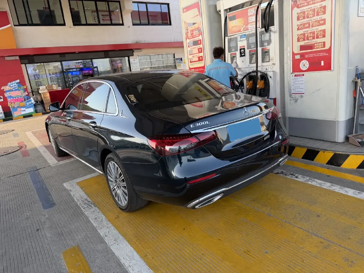 2023 Mercedes-Benz E Class 2.0T 258HP L4 9AT,autocango,china used car exporter,china ev exporter,chinese used car exporter,chinese used ev exporter