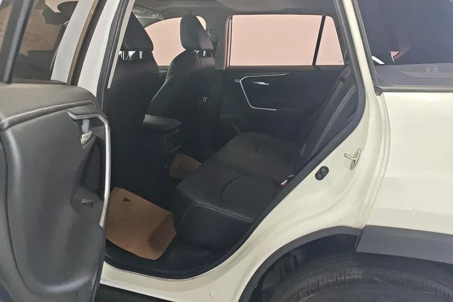 2023 Toyota Wildlander 2.0L 171HP L4 CVT,autocango,china used car exporter,china ev exporter,chinese used car exporter,chinese used ev exporter
