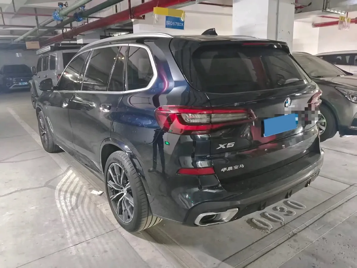 2022 BMW X5 2.0T 245HP L4 8AT,autocango,china used car exporter,china ev exporter,chinese used car exporter,chinese used ev exporter