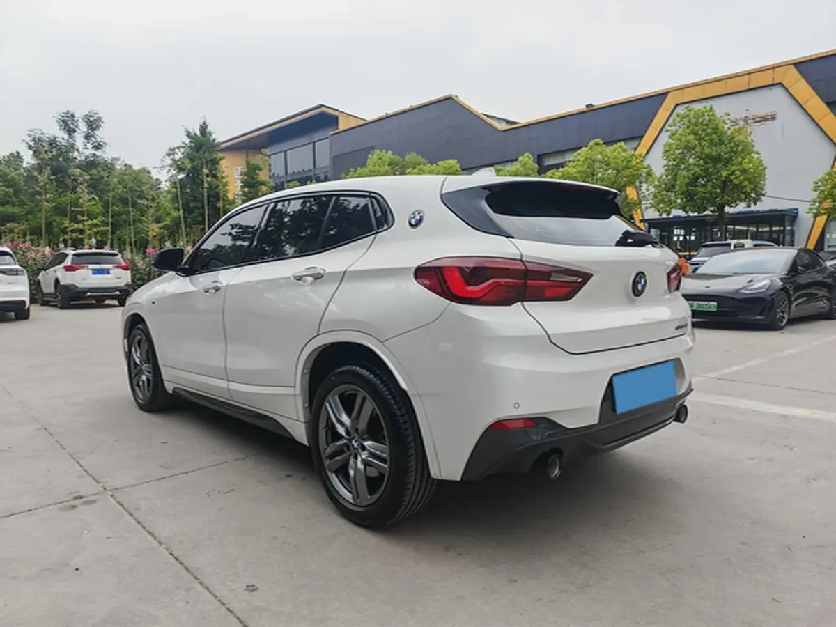 2023 BMW X2 2.0T 178HP L4 7DCT,autocango,china used car exporter,china ev exporter,chinese used car exporter,chinese used ev exporter