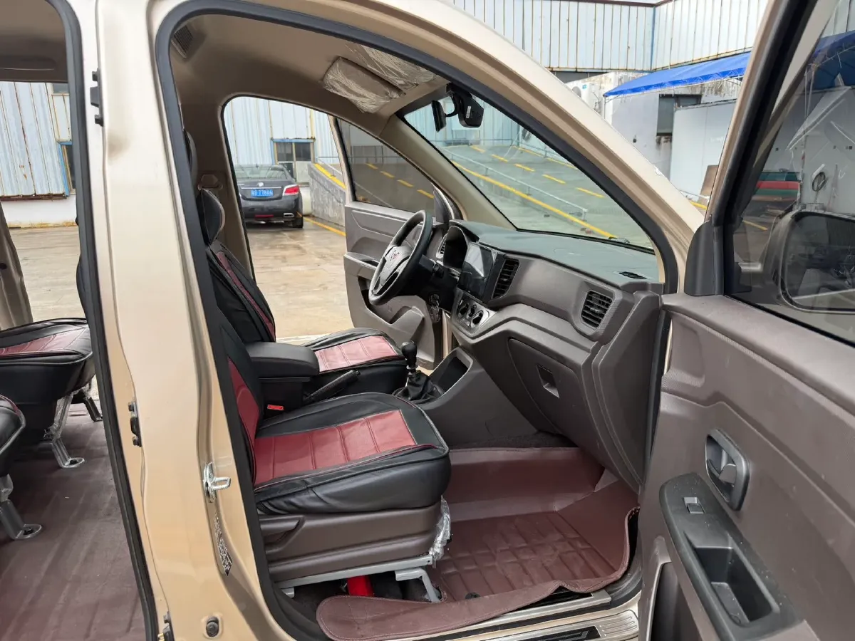 2022 JinBei Little Sea Lion X30 1.5L 102HP L4 5MT,autocango,china used car exporter,china ev exporter,chinese used car exporter,chinese used ev exporter