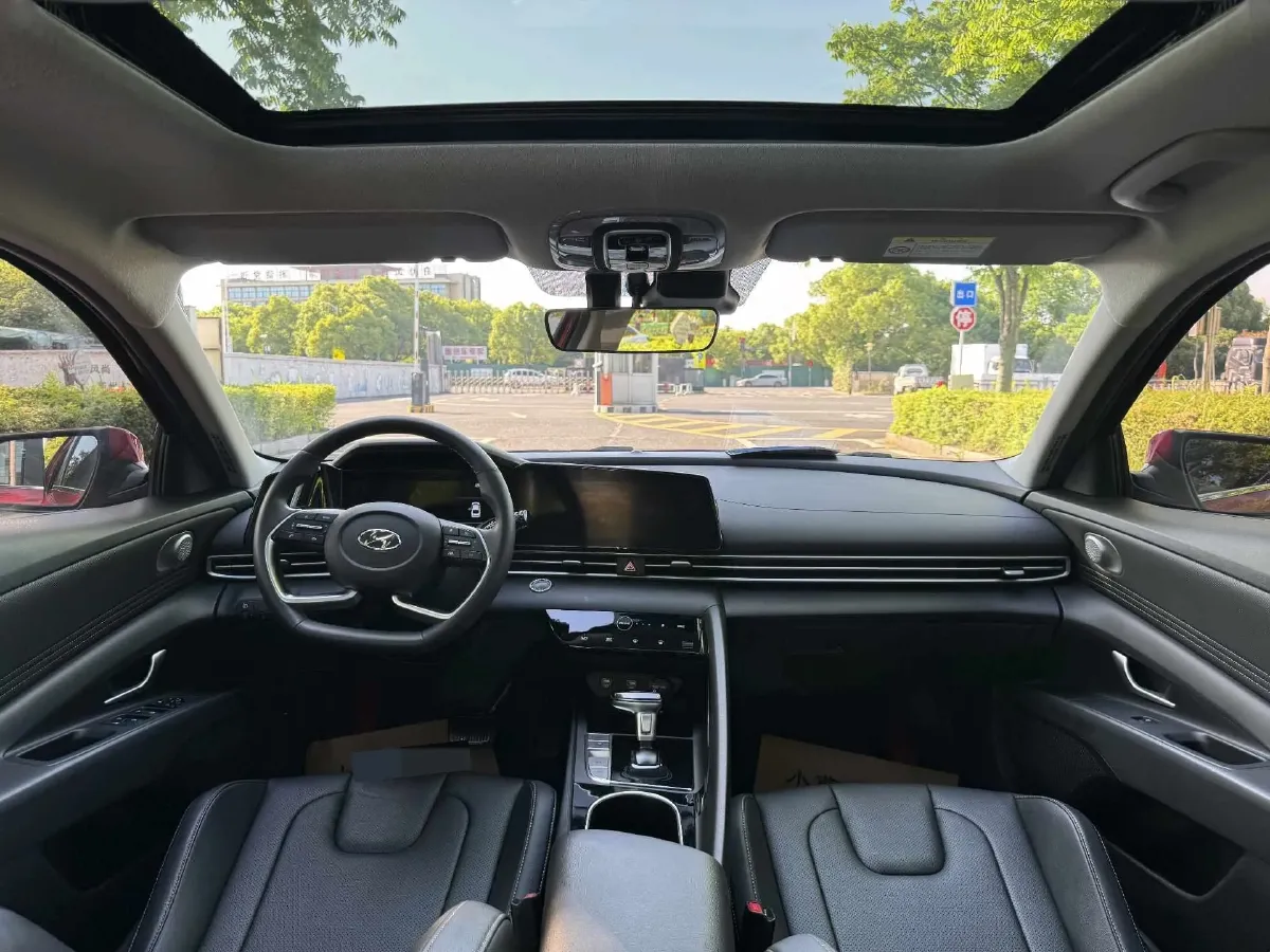 2021 Hyundai Elantra 1.5L 115HP L4 CVT,autocango,china used car exporter,china ev exporter,chinese used car exporter,chinese used ev exporter
