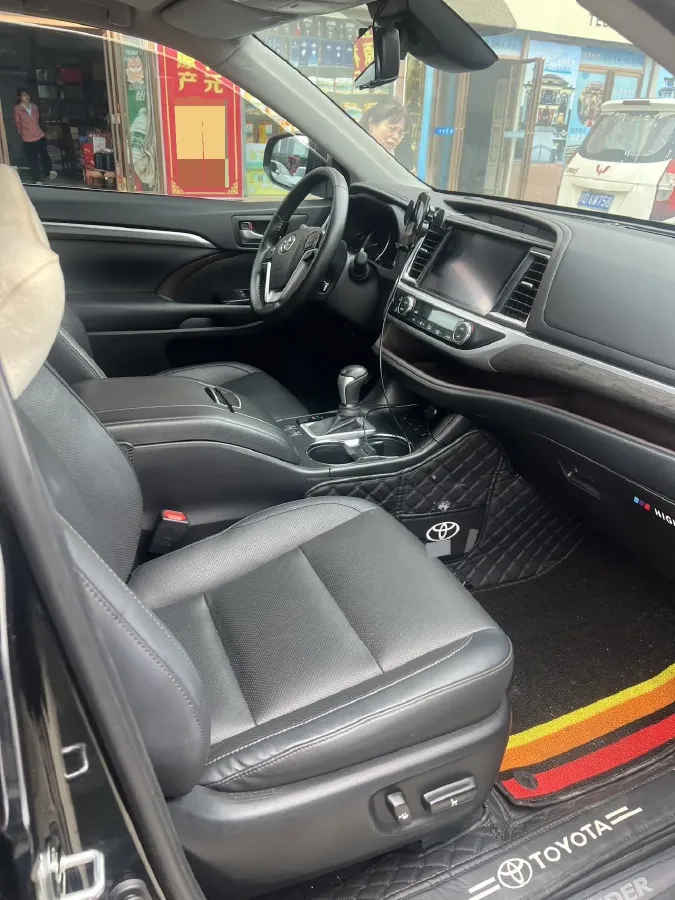 2021 Toyota Highlander 2.0T 220HP L4 6AT,autocango,china used car exporter,china ev exporter,chinese used car exporter,chinese used ev exporter
