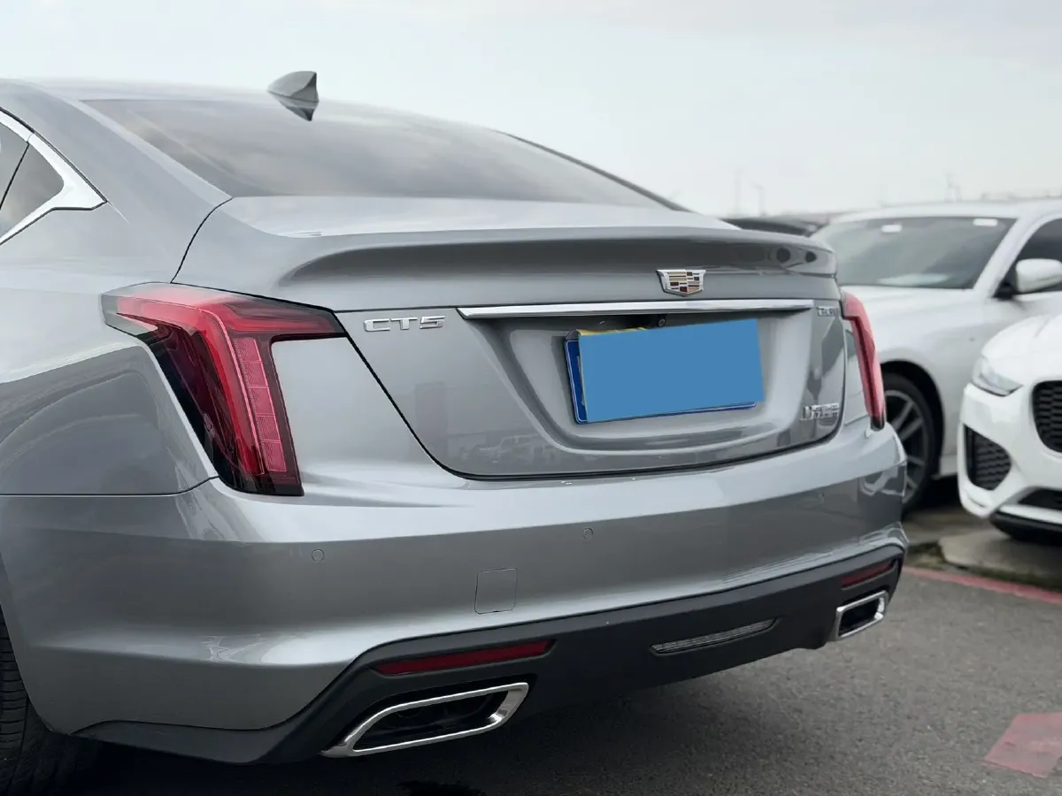 2023 Cadillac CT5 2.0T 237HP L4 10AT,autocango,china used car exporter,china ev exporter,chinese used car exporter,chinese used ev exporter