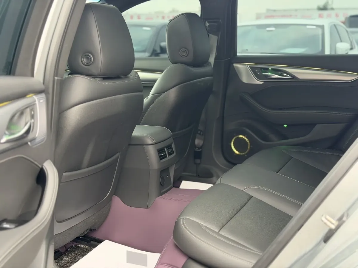 2023 Cadillac CT5 2.0T 237HP L4 10AT,autocango,china used car exporter,china ev exporter,chinese used car exporter,chinese used ev exporter