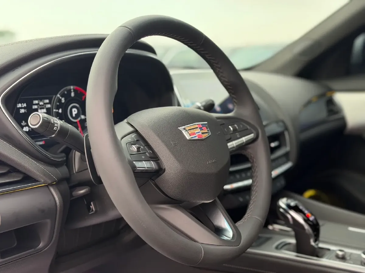 2023 Cadillac CT5 2.0T 237HP L4 10AT,autocango,china used car exporter,china ev exporter,chinese used car exporter,chinese used ev exporter