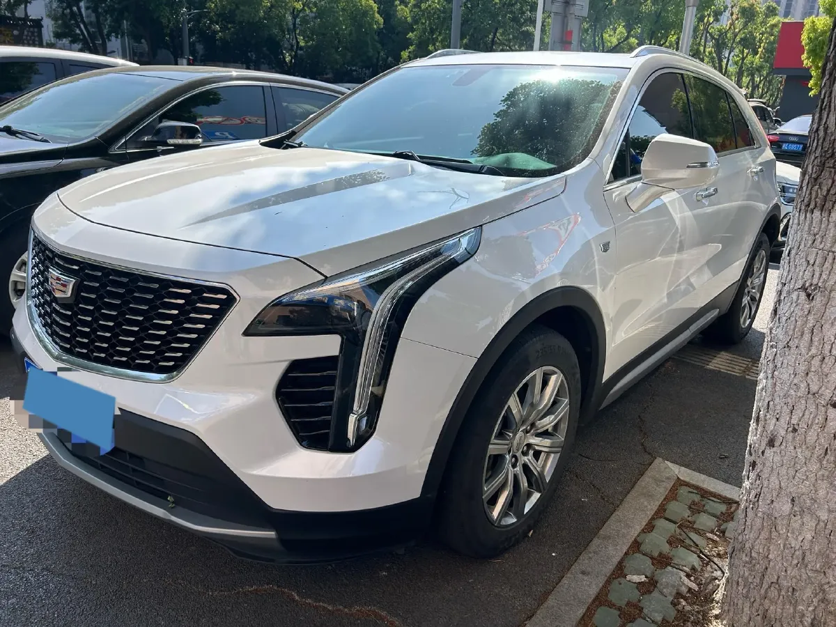 2021 Cadillac XT4 2.0T 237HP L4 9AT,autocango,china used car exporter,china ev exporter,chinese used car exporter,chinese used ev exporter
