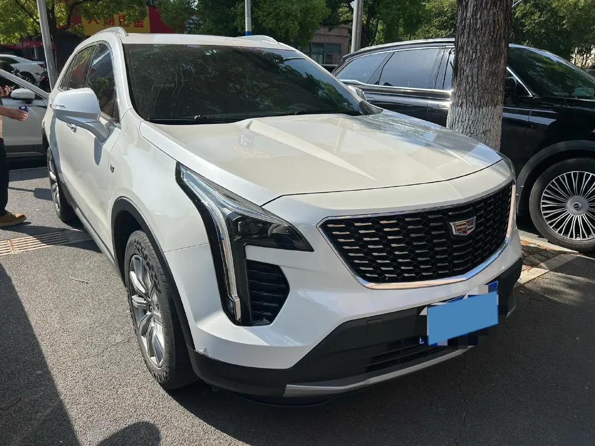 2021 Cadillac XT4 2.0T 237HP L4 9AT,autocango,china used car exporter,china ev exporter,chinese used car exporter,chinese used ev exporter