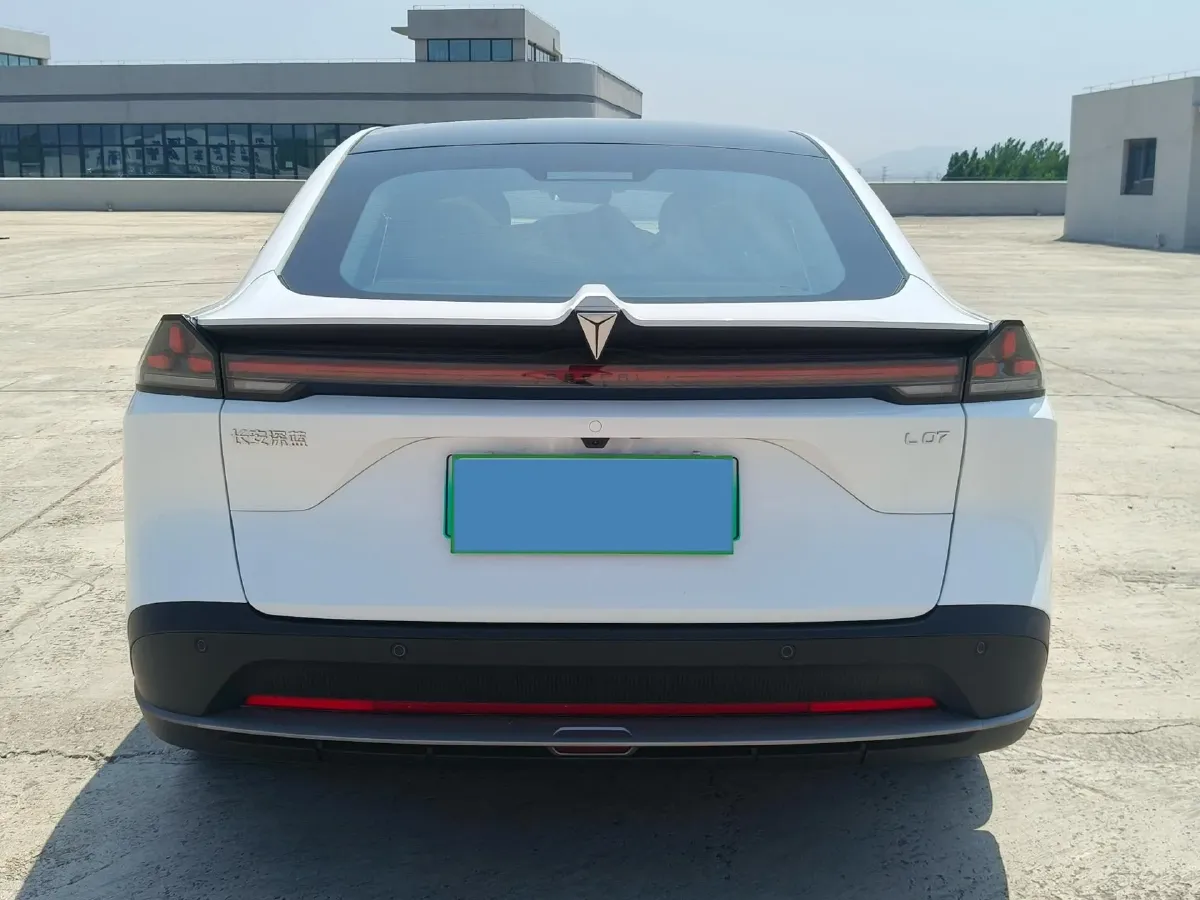 2024 Deepal L07 1.5L 98HP L4 REEV 28.39KWH,autocango,china used car exporter,china ev exporter,chinese used car exporter,chinese used ev exporter