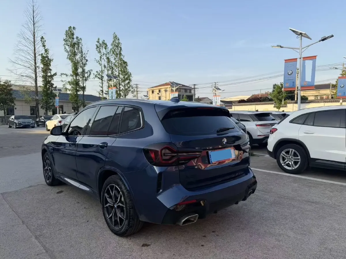 2022 BMW X3 2.0T 184HP L4 8AT,autocango,china used car exporter,china ev exporter,chinese used car exporter,chinese used ev exporter