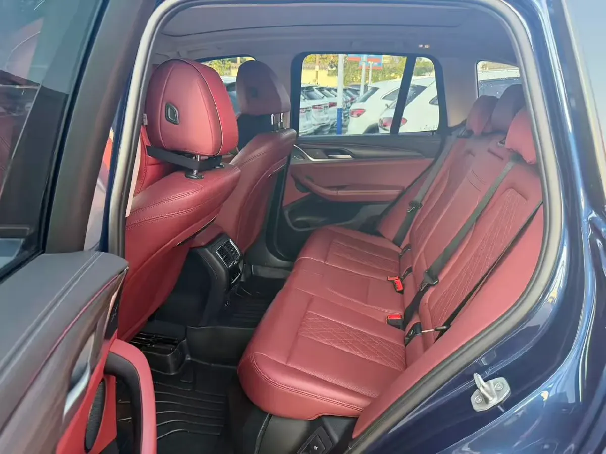 2022 BMW X3 2.0T 184HP L4 8AT,autocango,china used car exporter,china ev exporter,chinese used car exporter,chinese used ev exporter
