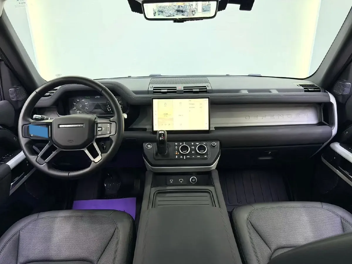 2022 Land Rover Defender 3.0T 400HP L6 8AT,autocango,china used car exporter,china ev exporter,chinese used car exporter,chinese used ev exporter
