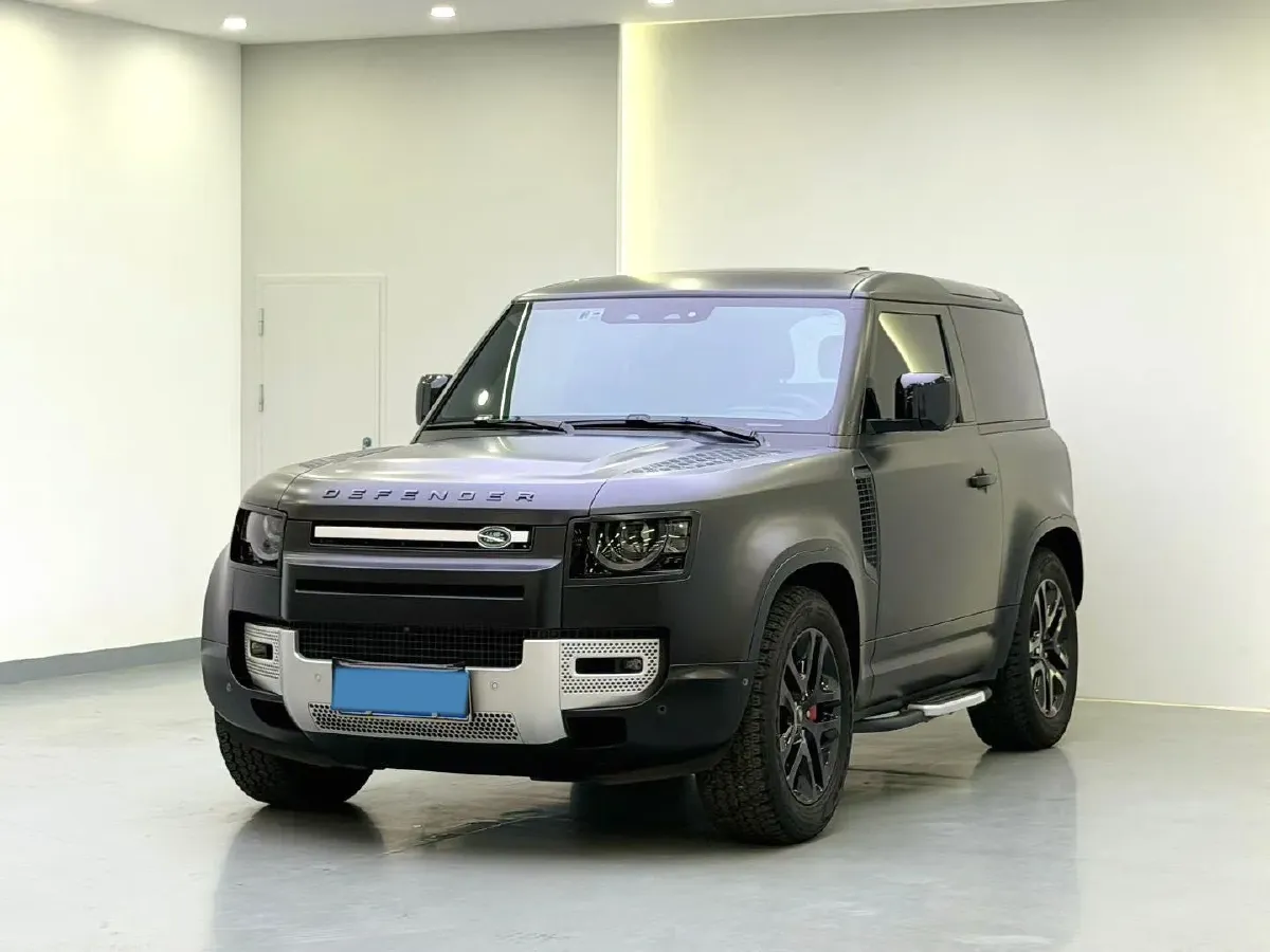 2022 Land Rover Defender 3.0T 400HP L6 8AT,autocango,china used car exporter,china ev exporter,chinese used car exporter,chinese used ev exporter