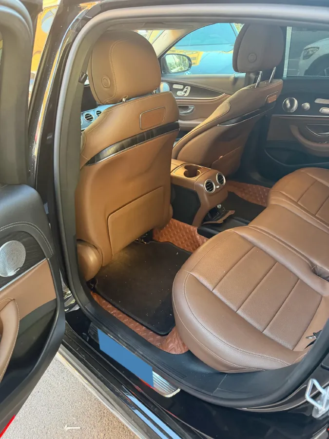 2020 Mercedes-Benz E Class 2.0T 258HP L4 9AT,autocango,china used car exporter,china ev exporter,chinese used car exporter,chinese used ev exporter