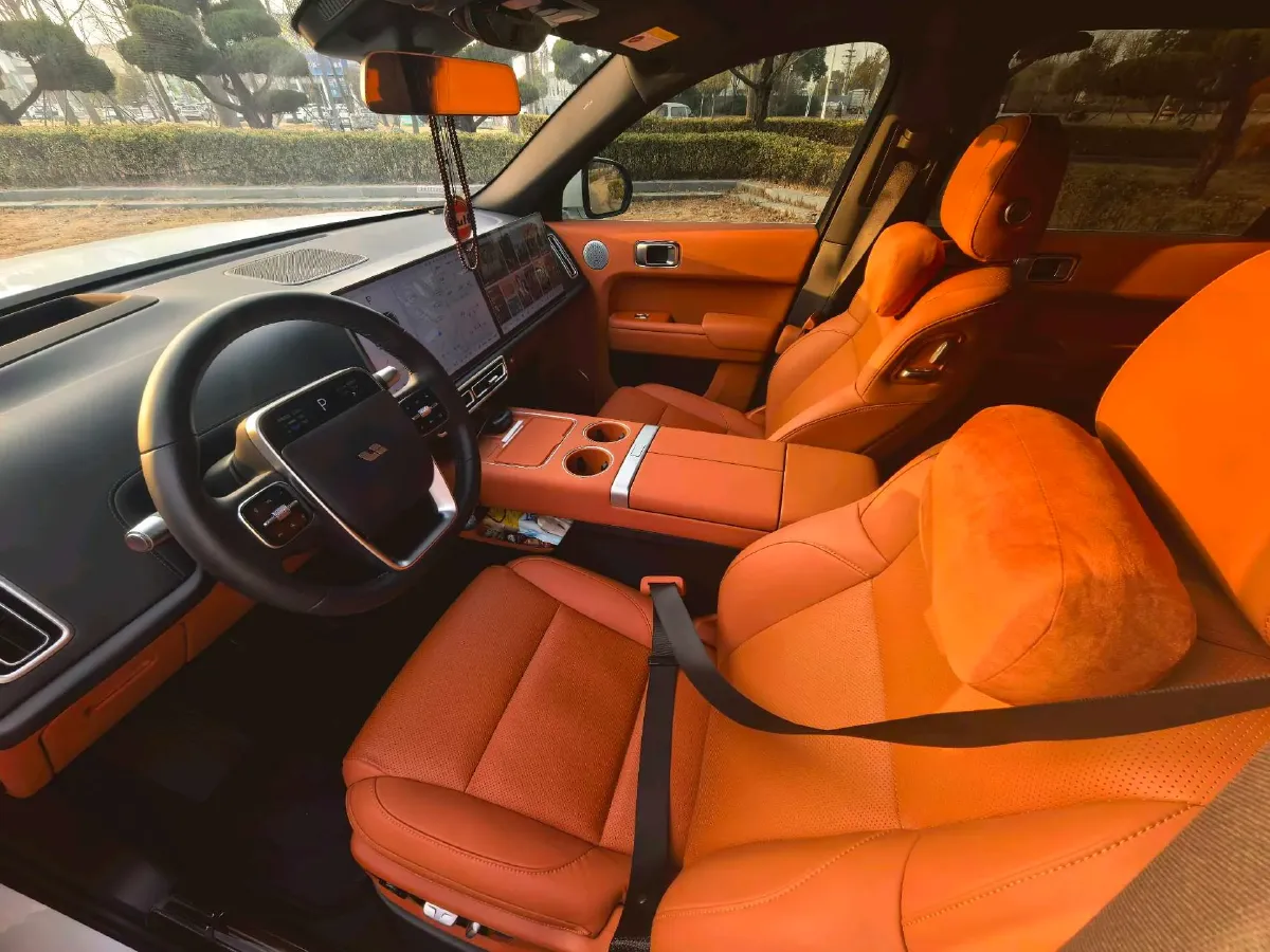 2024 Li L8 Range Extended 154HP REEV 42.8KWH,autocango,china used car exporter,china ev exporter,chinese used car exporter,chinese used ev exporter