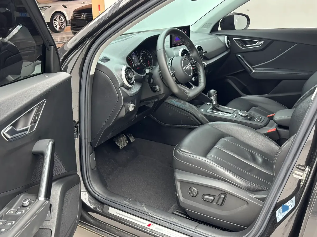 2022 Audi Q2L 1.4T 150HP L4 7DCT,autocango,china used car exporter,china ev exporter,chinese used car exporter,chinese used ev exporter